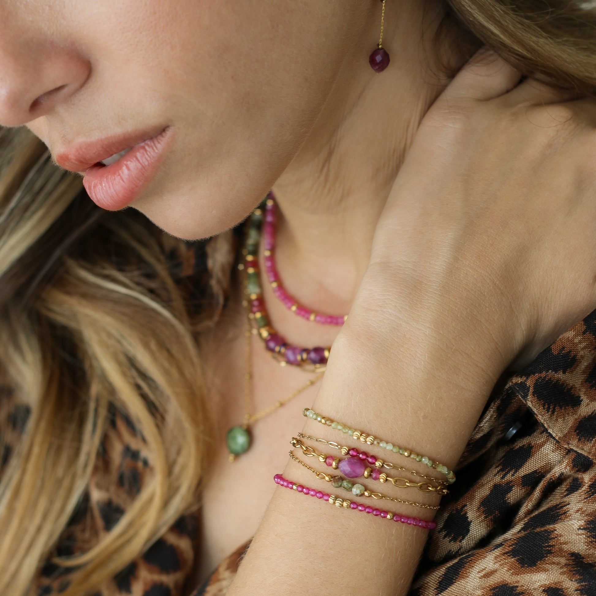 Bracelet Chaîne Aragonite Framboise - Mahny Jewelry