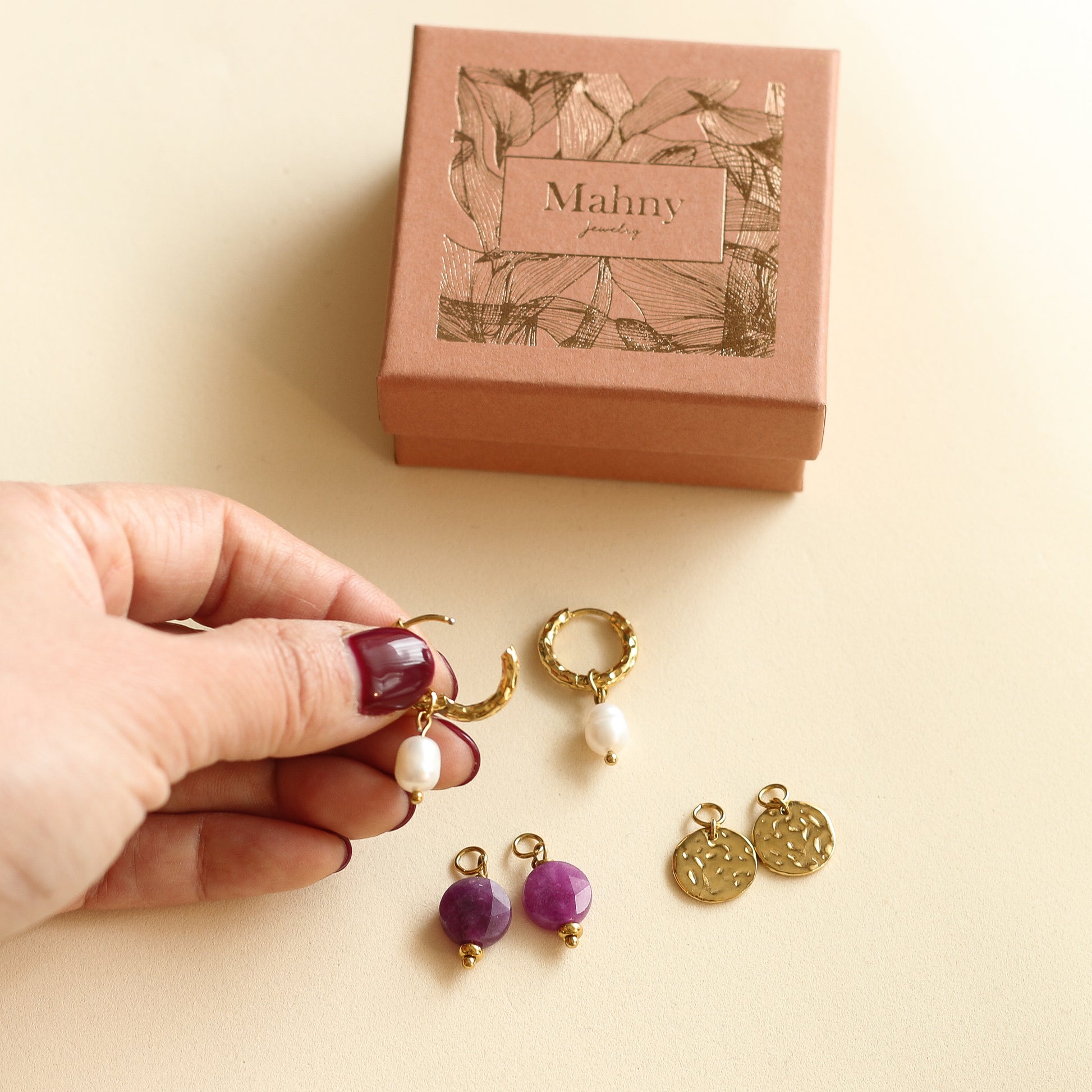 Coffret Boucles d'oreilles 3en1 interchangeables (Choisir 1 type d'anneaux et 3 pampilles)