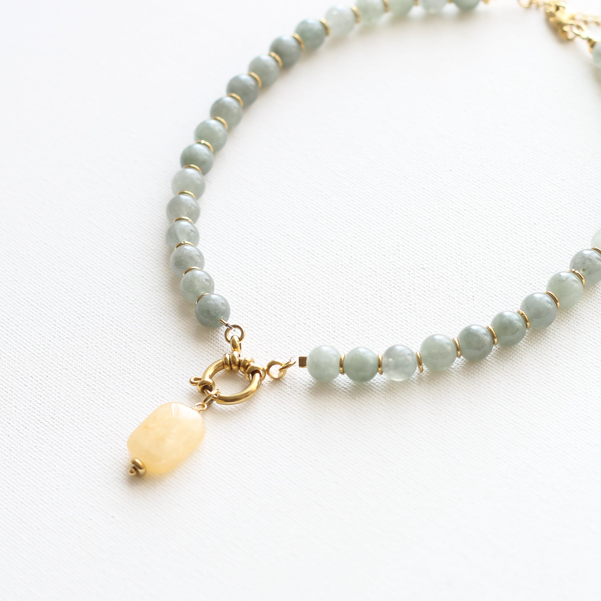 Collier Quartz rutile et Aragonite Jade
