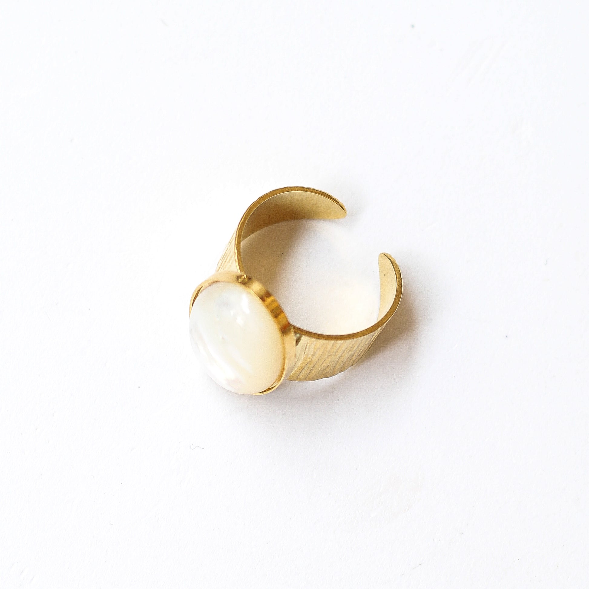 bague grande nacre pierre lithothérapie vertu
