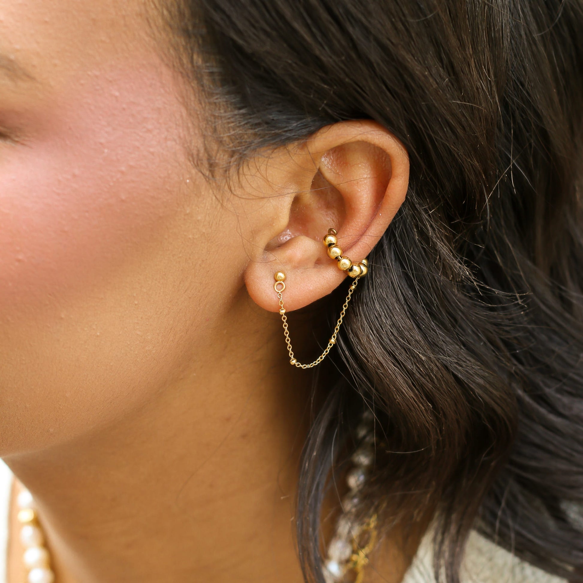 Bague d'oreille en hématite dorée, acier inoxydable doré.