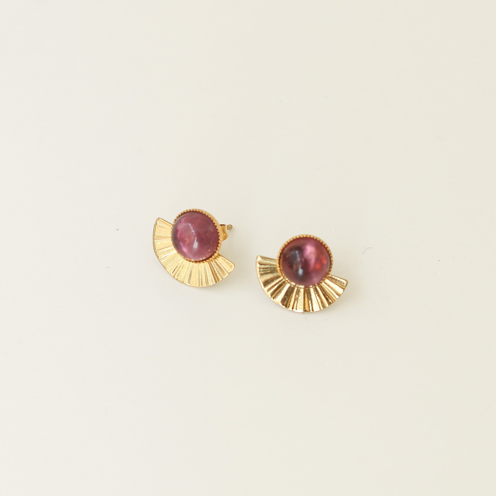Boucles demi-lune Améthyste (petite) - Mahny Jewelry