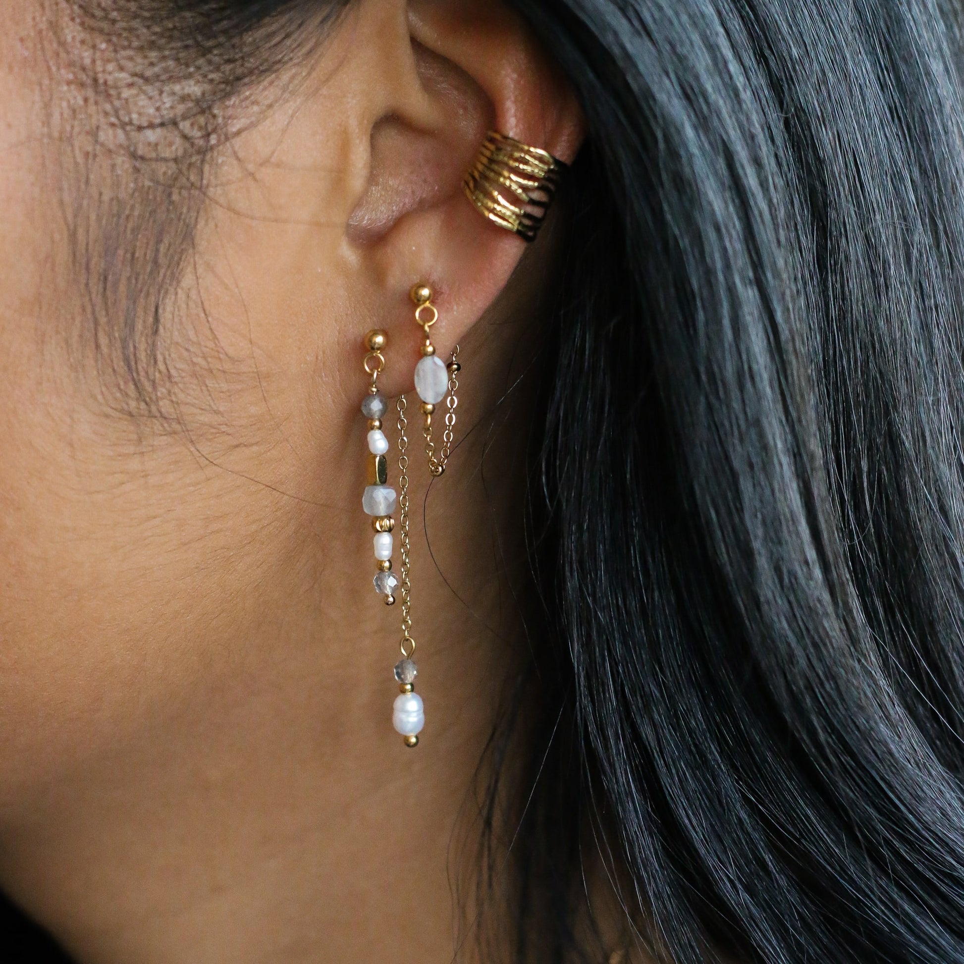 boucles Labradorite et perles d'eau douce faites à la main