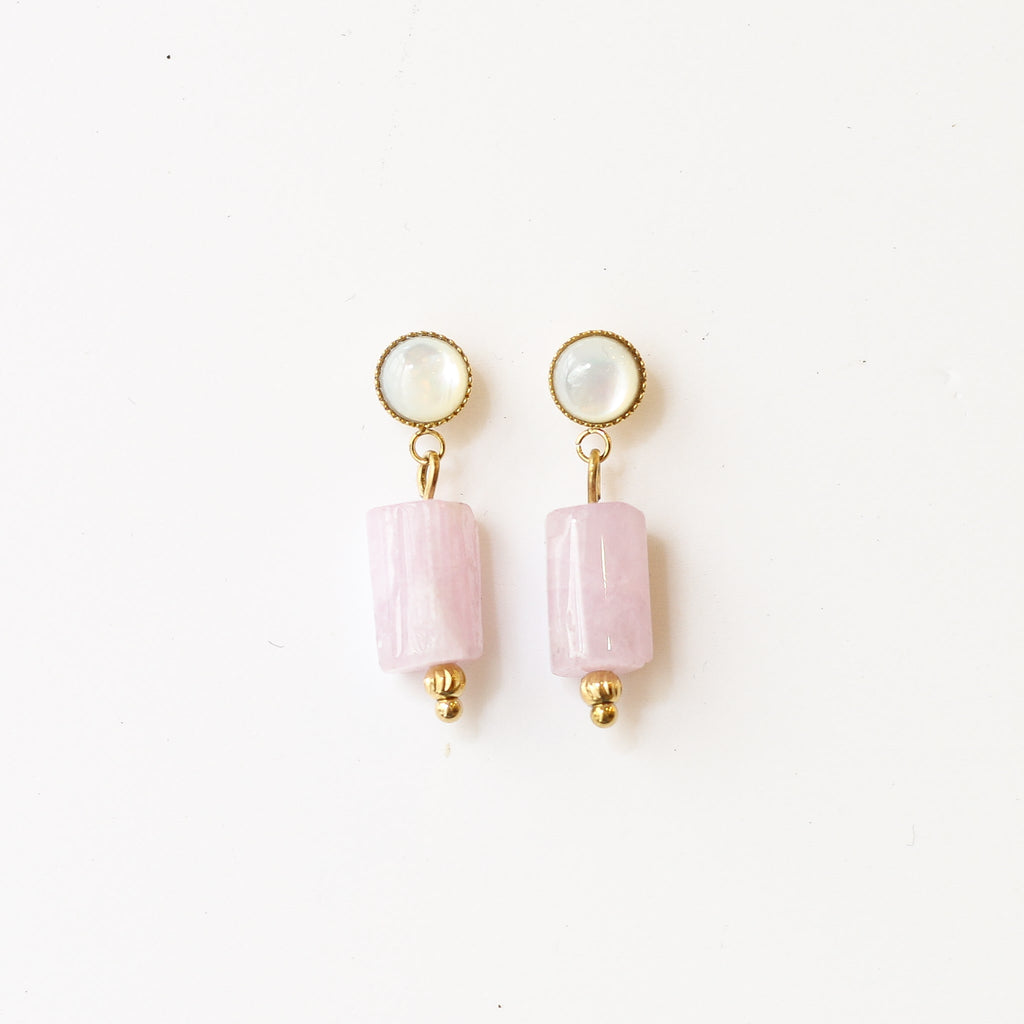 boucle nacre kunzite pierre naturelle rose