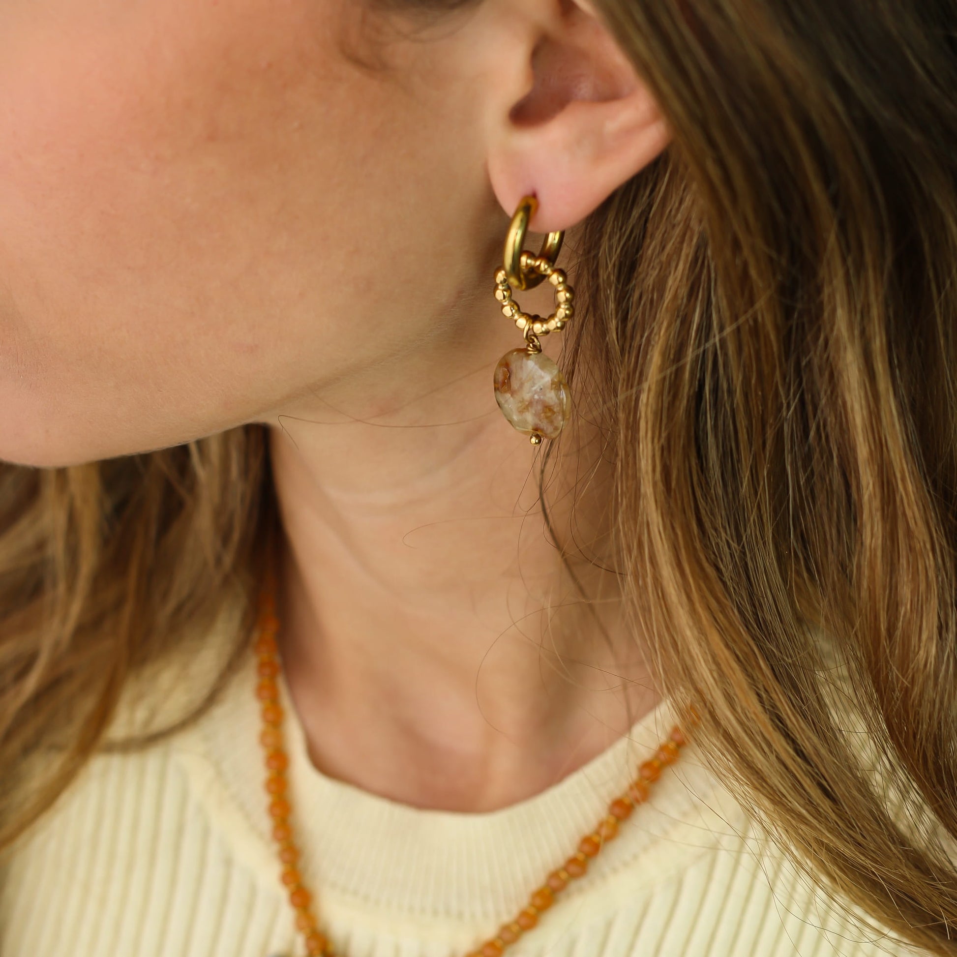 Boucles anneaux Préhnite, vue alternative, pierre véritable, signé Mahny.