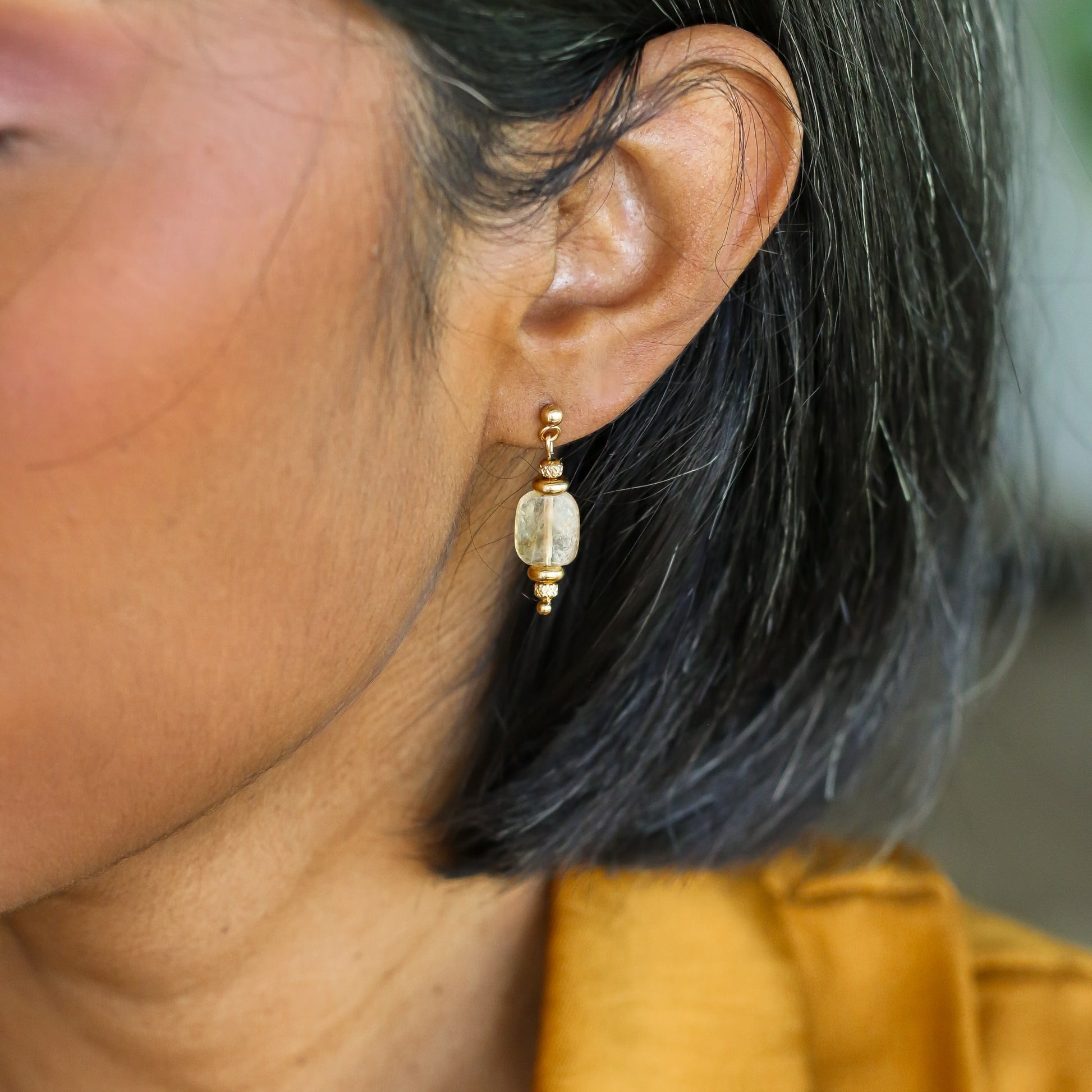 Boucles Citrine rectangle en acier inoxydable doré et pierre jaune