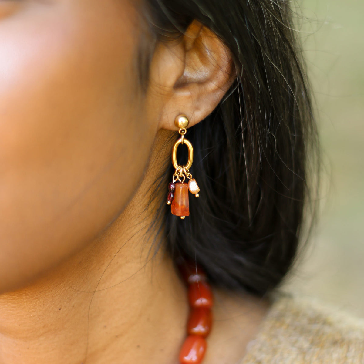 Boucles d'oreilles Cornaline pendante