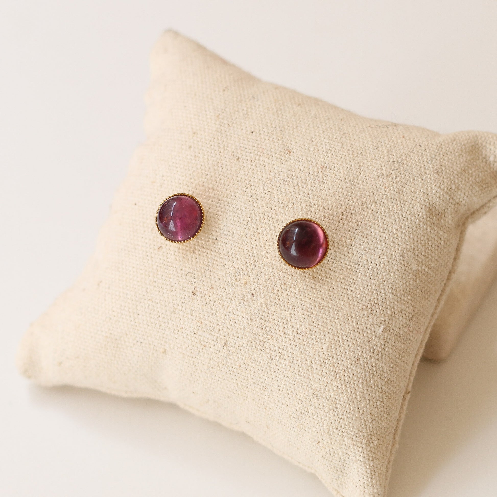 Boucles Puce Pierres - Mahny Jewelry
