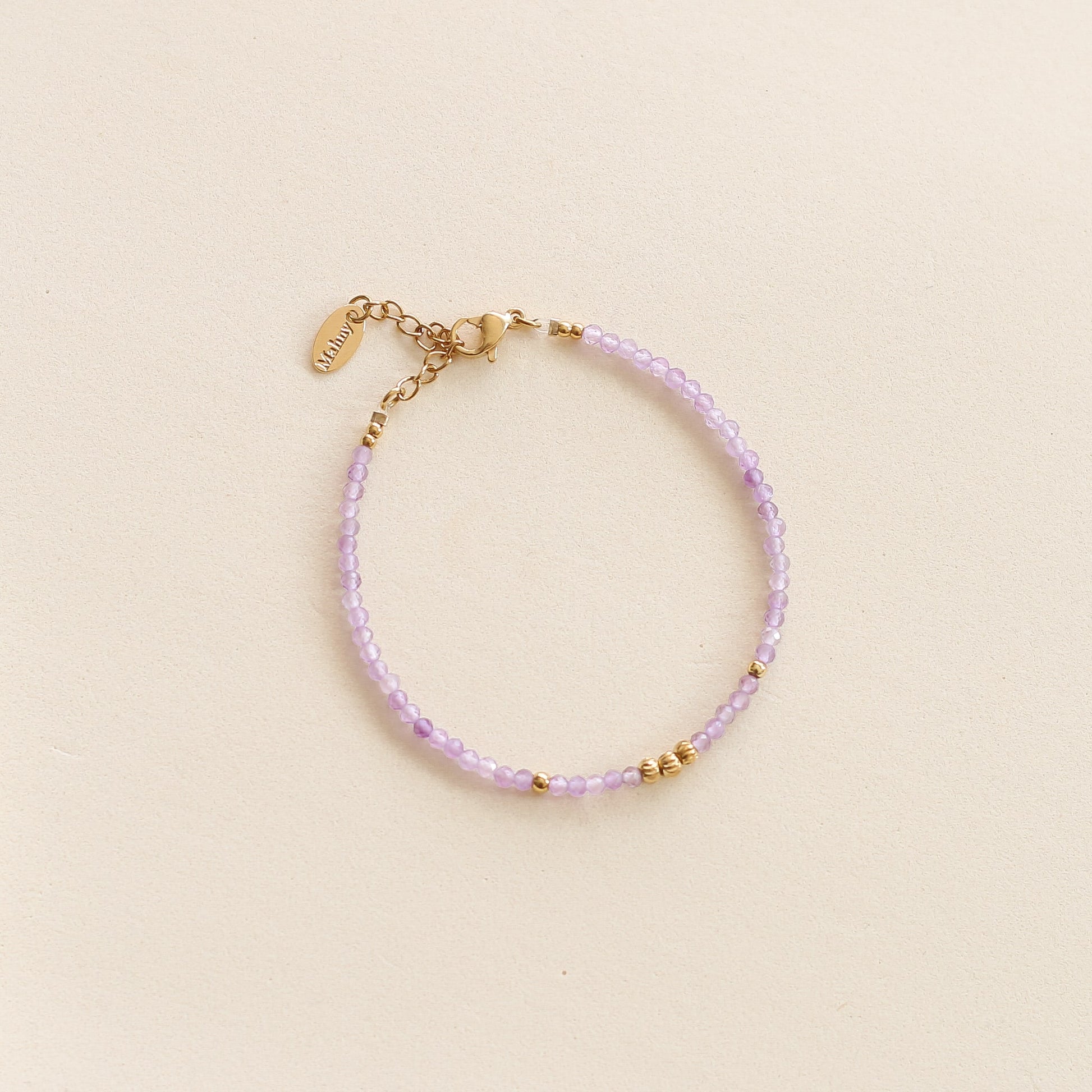 Bracelet perlé en Améthyste le bijou pour elle