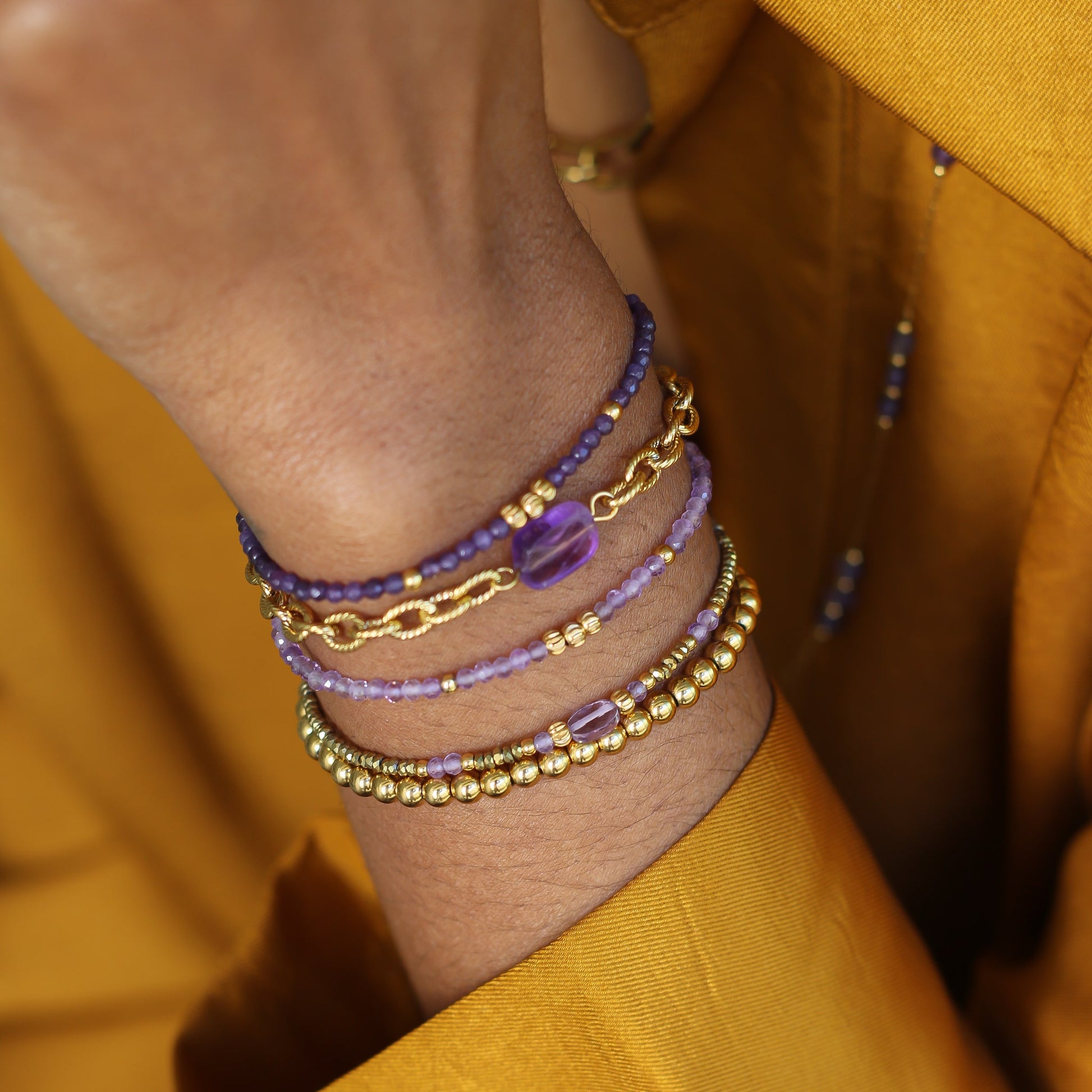 Bracelet perlé en Améthyste le cadeau parfait pour un anniversaire