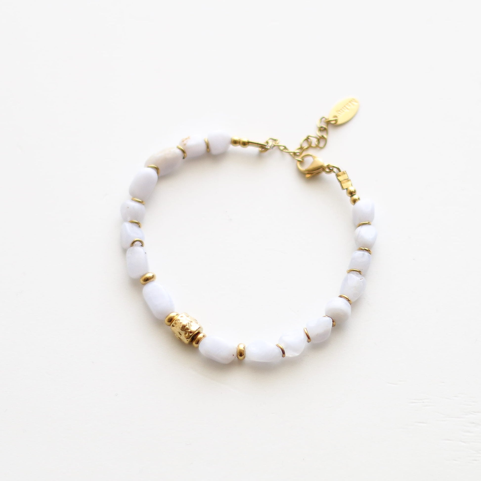 Bracelet en calcédoine bleue, bijou femme.