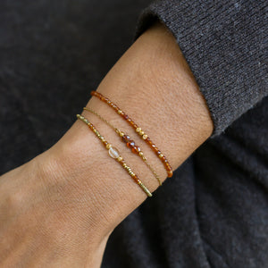 Bracelet en perles de Grenat orangé le cadeau d'anniversaire idéal