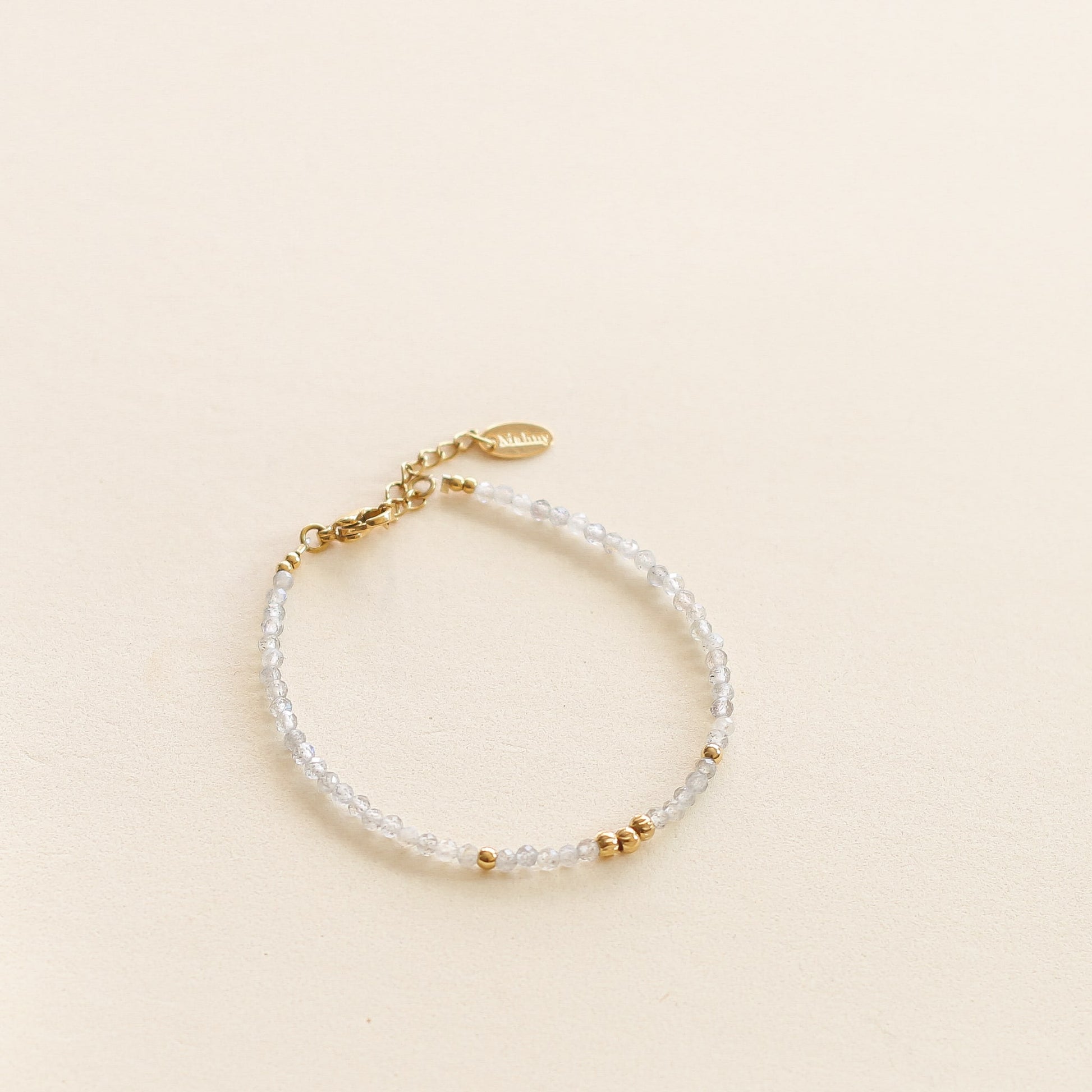 Bracelet en Labradorite fait à la main à Paris