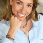 Bracelet Lapis Lazuli 3 perles, gros plan sur la pierre, Mahny bijoux pierres naturelles.