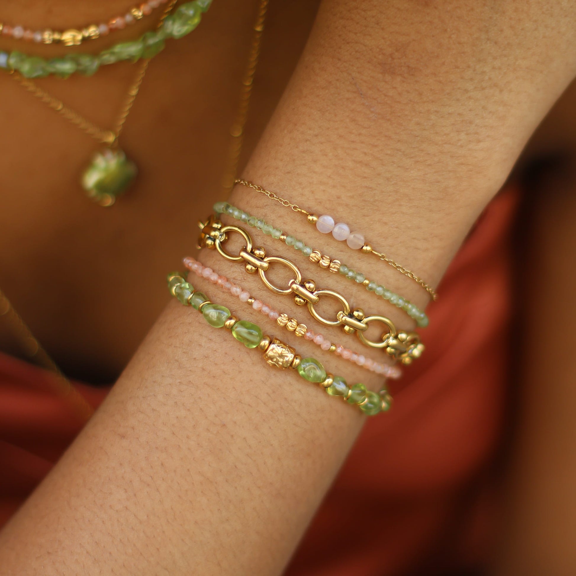 Bracelet en péridot vert, pierre naturelle.