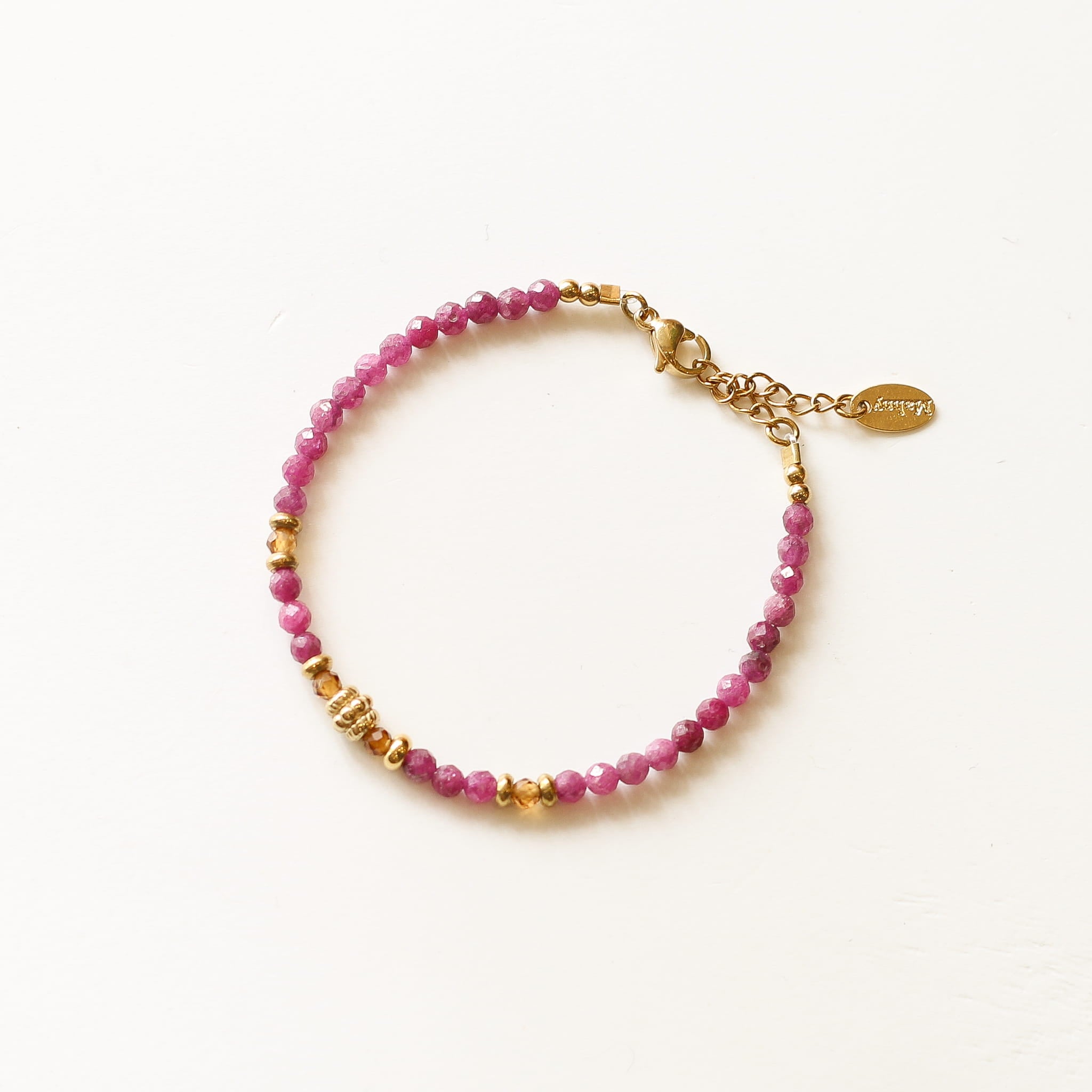 Bracelet Rubis et Grenat perlé, création Mahny bijoux pierres semi-précieuses.