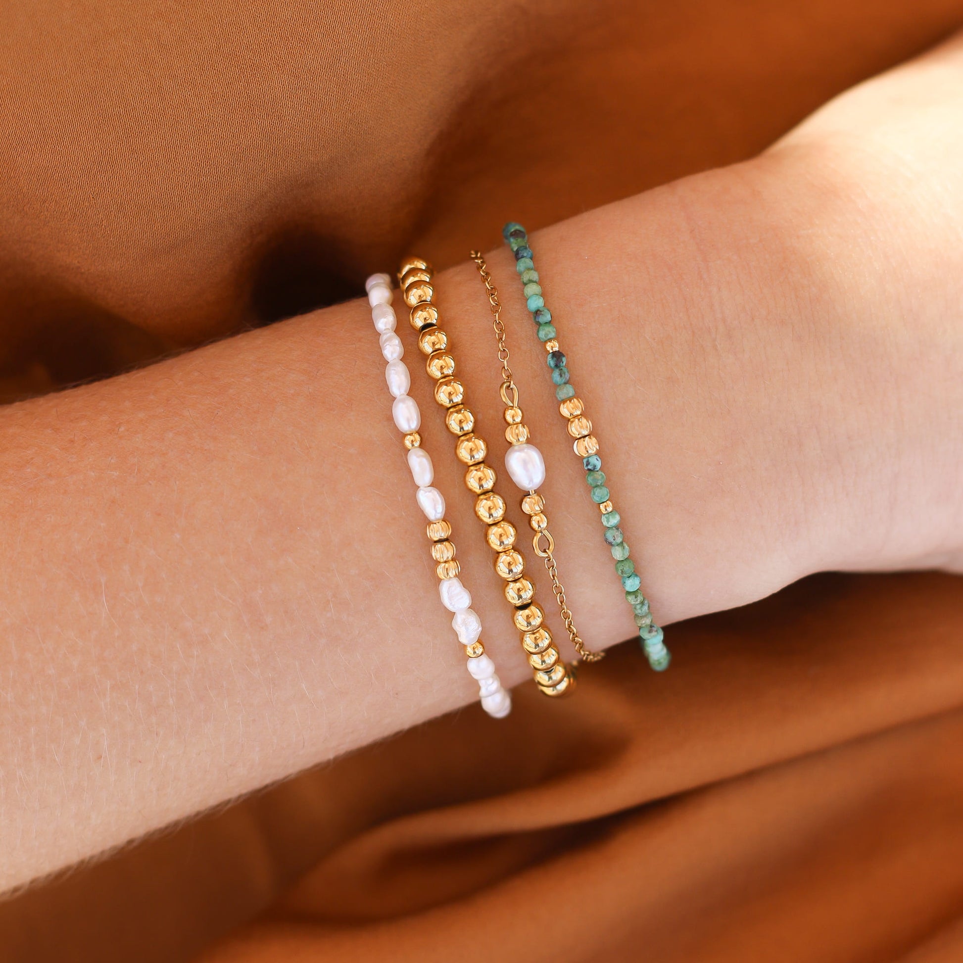 Bracelet perle d'eau douce fin