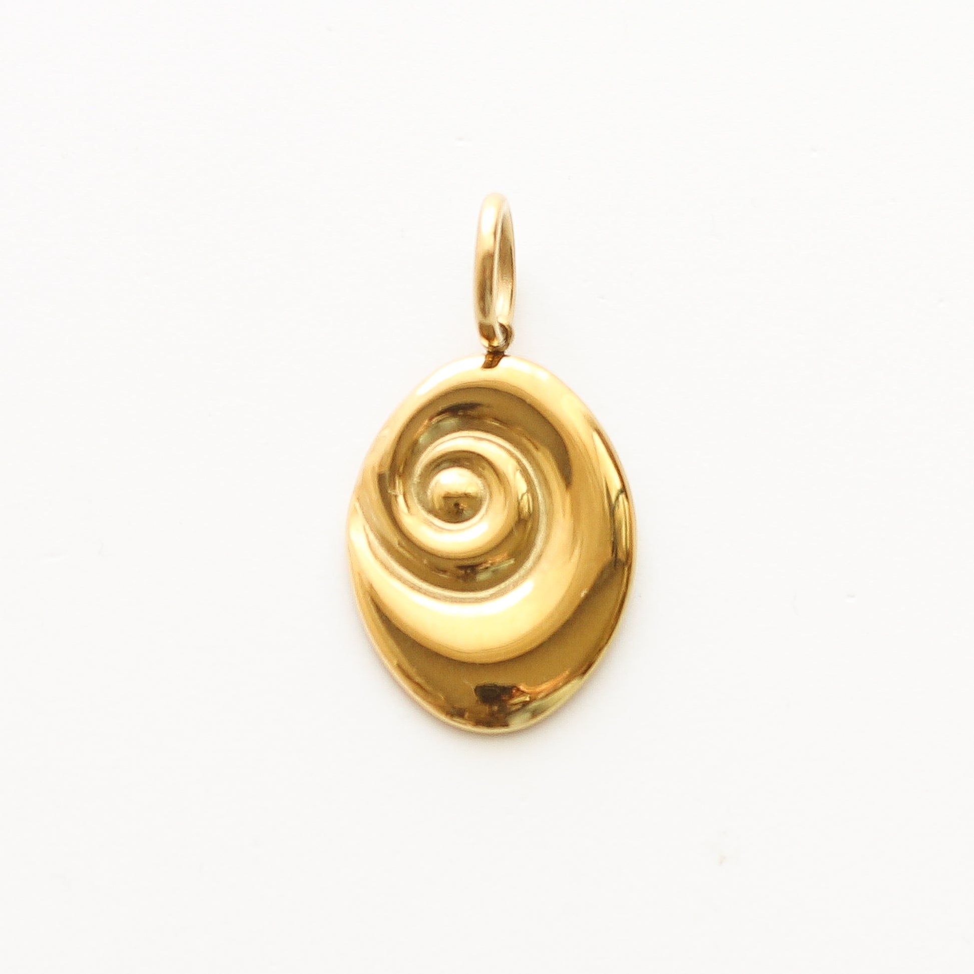 Gri-gris pour collier modulable, détail du fermoir signé Mahny, pierres semi-précieuses assemblées main.
