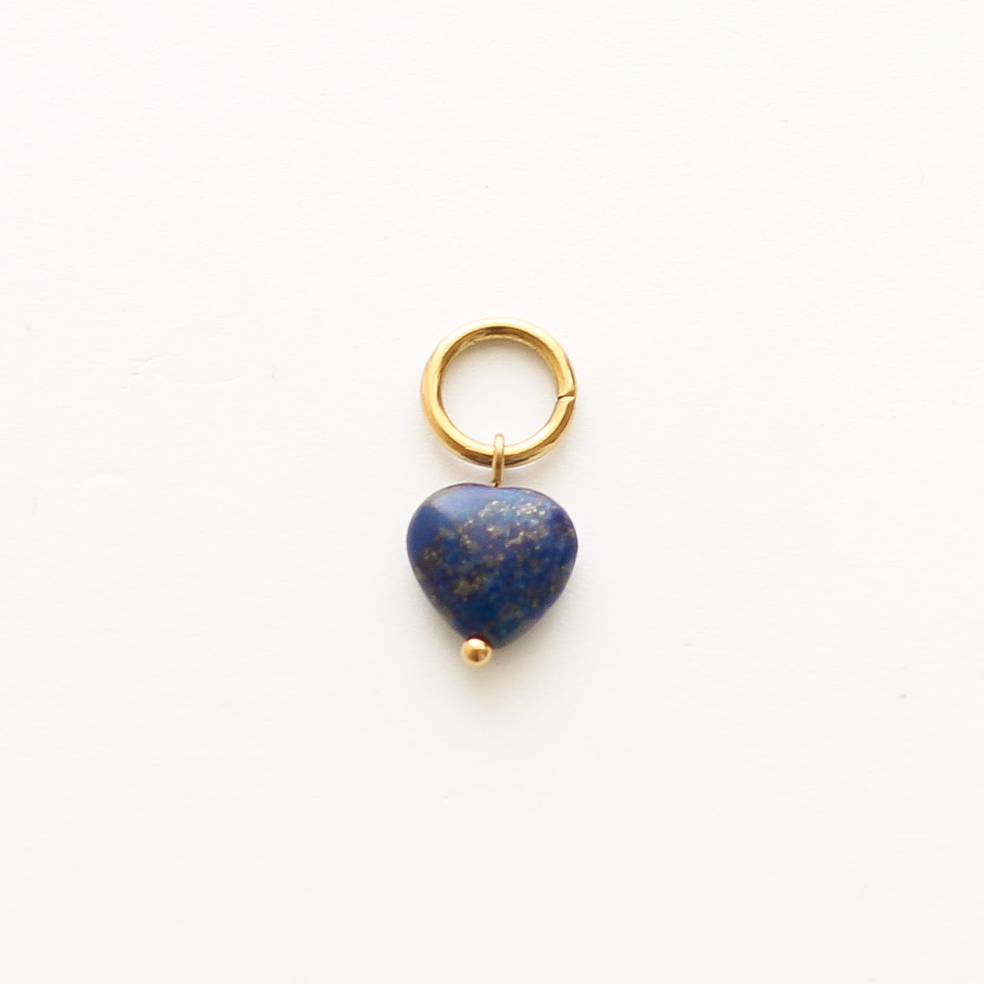 Gri-gris pour collier modulable, détail de la chaîne dorée, pierre véritable, signé Mahny.
