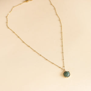 collier à offrir pour la fête des mères Agate mousse sur une chaine