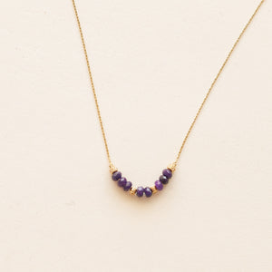 collier en perles d'Agate violette, pierre teintée parfaite pour offrir 