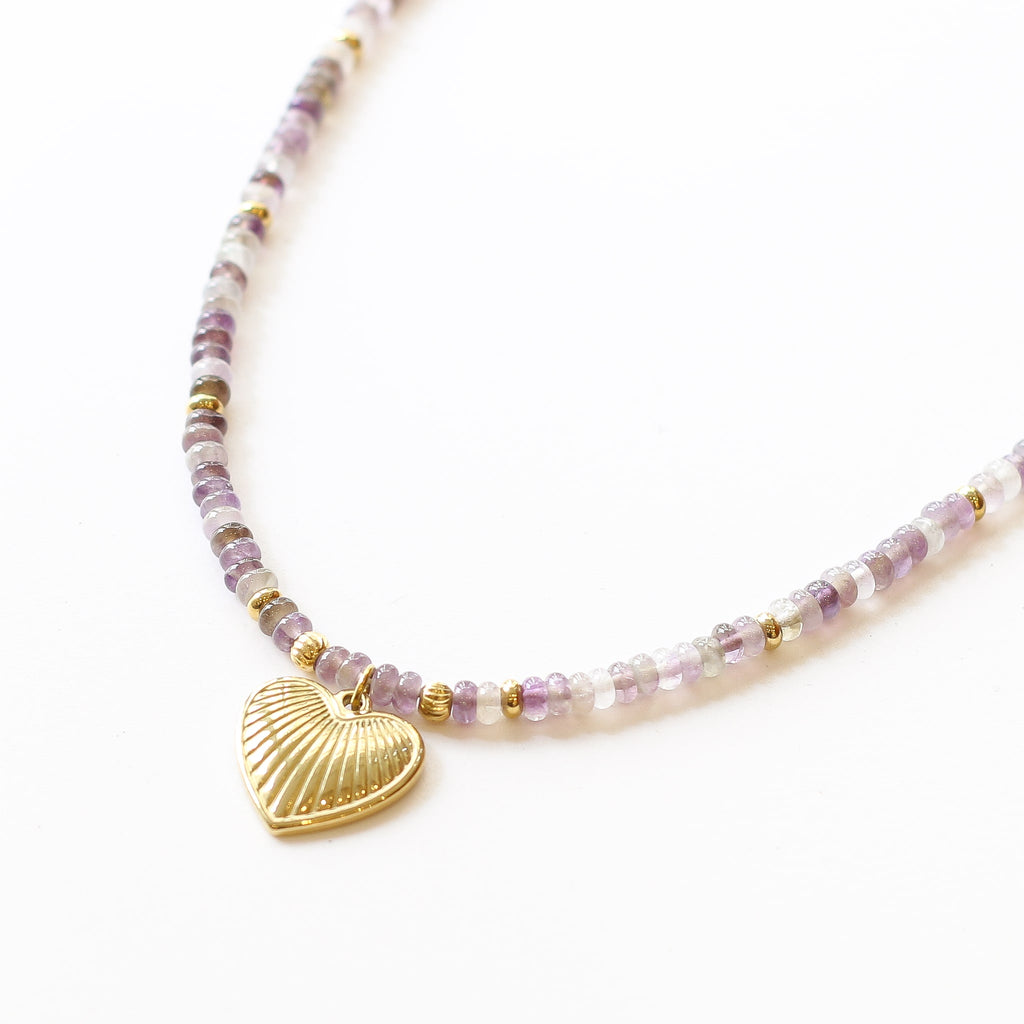 collier fluorite cœur pierre violet doré