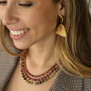 collier en perles de Grenat vert à porter seul ou en layering pour un look trendy 