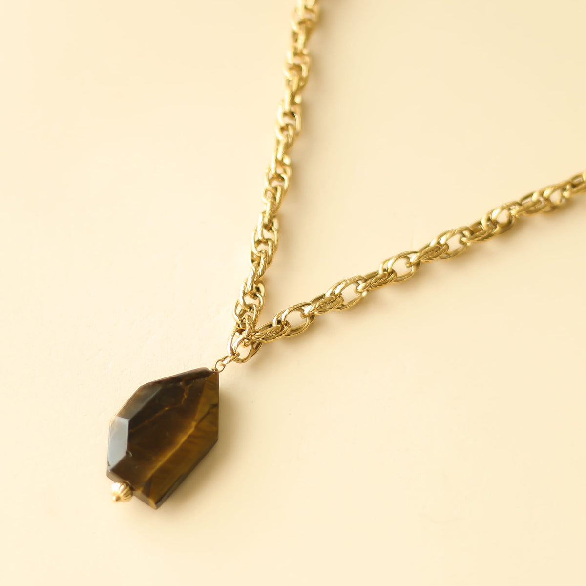 Collier Œil de tigre chaîne longue