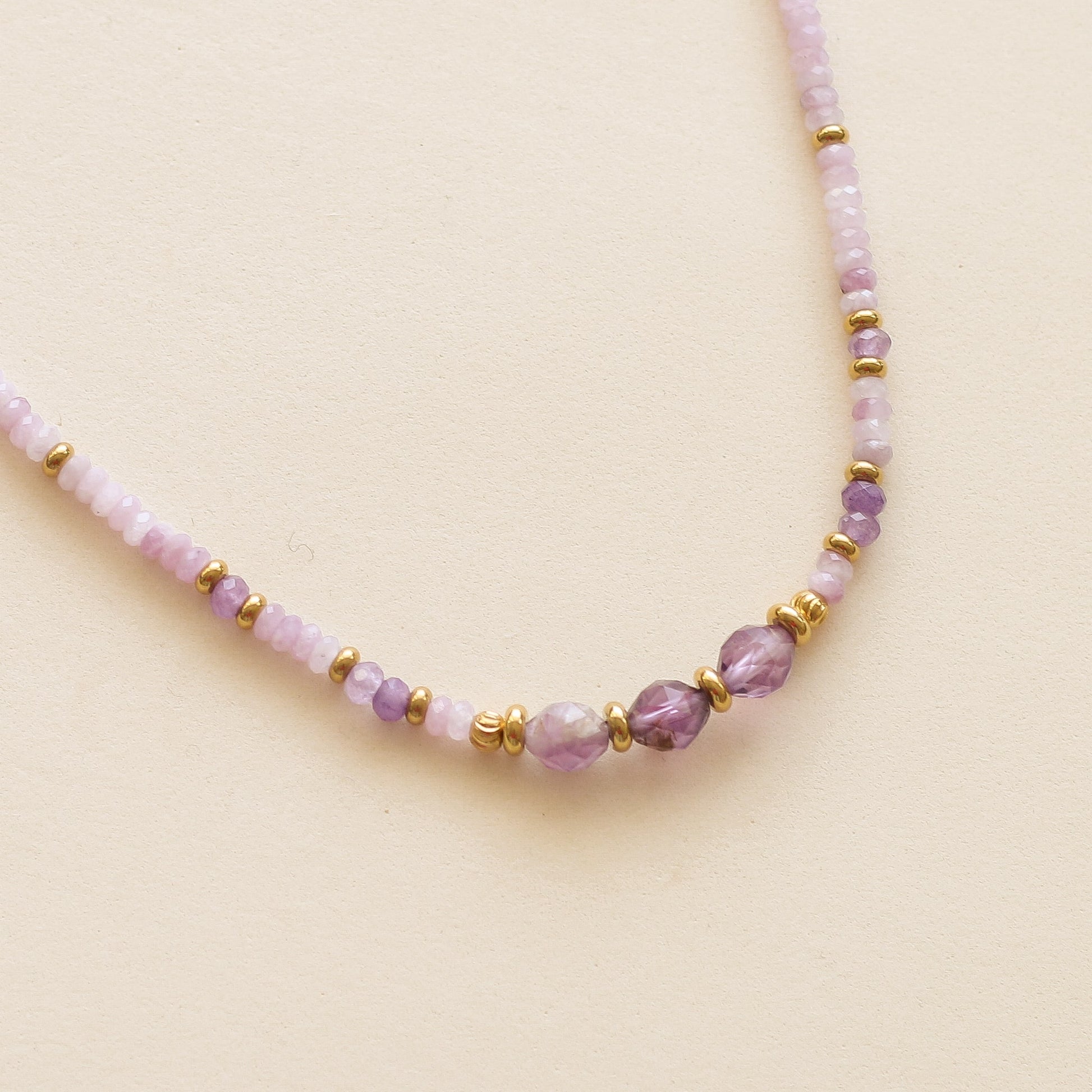 Collier de créateur en Kunzite et Améthyste monté à la main