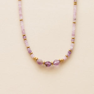 le collier parfait pour ce printemps, en Kunzite et Amethyste fantôme perlé 