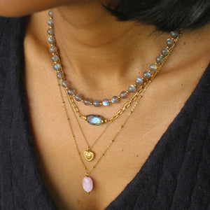 collier Billie en Labradorite le cadeau parfait qui plaira à toutes les femmes