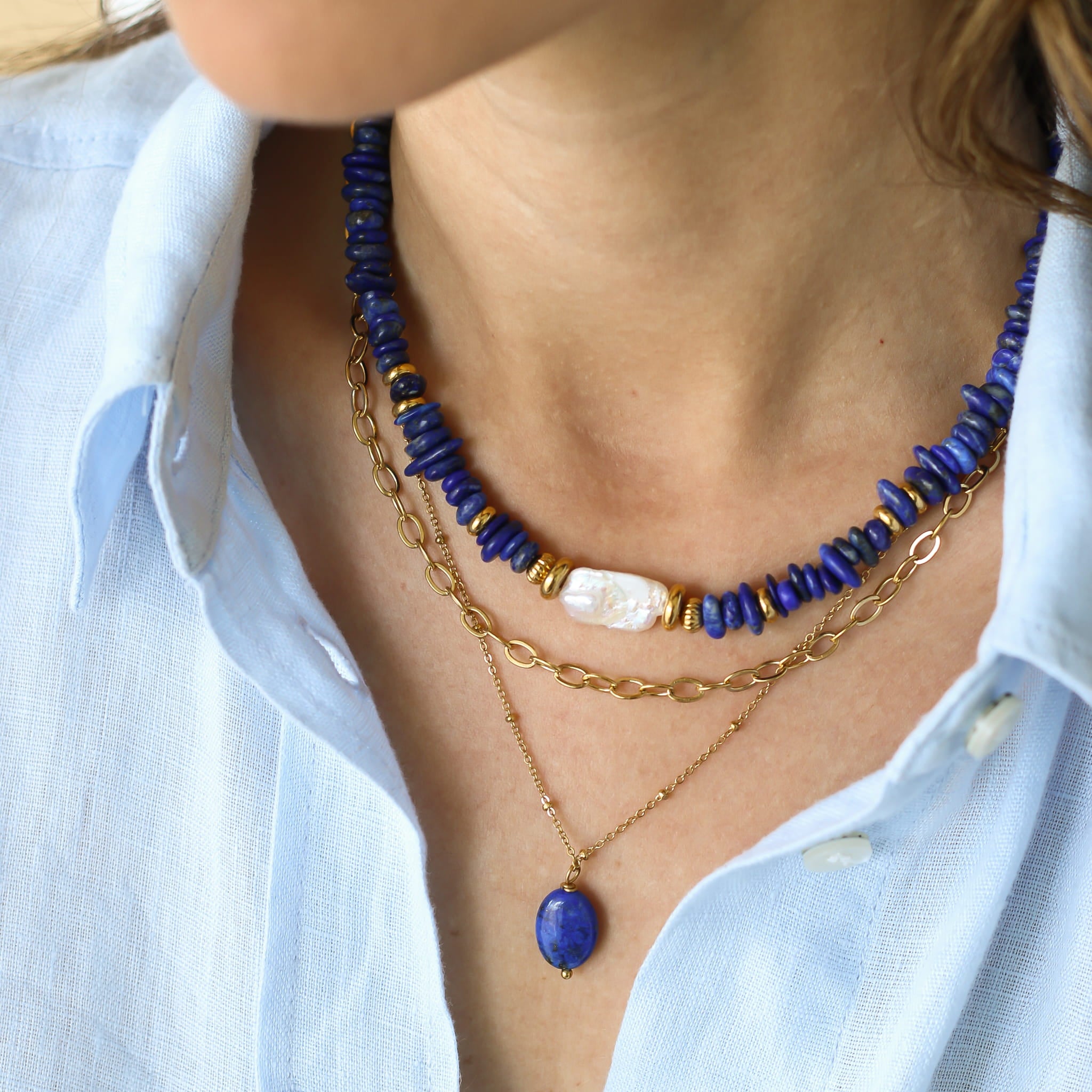 Collier Lapis Lazuli Nacre, vue rapprochée, bijou femme pierres naturelles Mahny.
