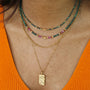 Collier Médaillon Lune, détail de la chaîne dorée, Mahny bijoux pierres naturelles.