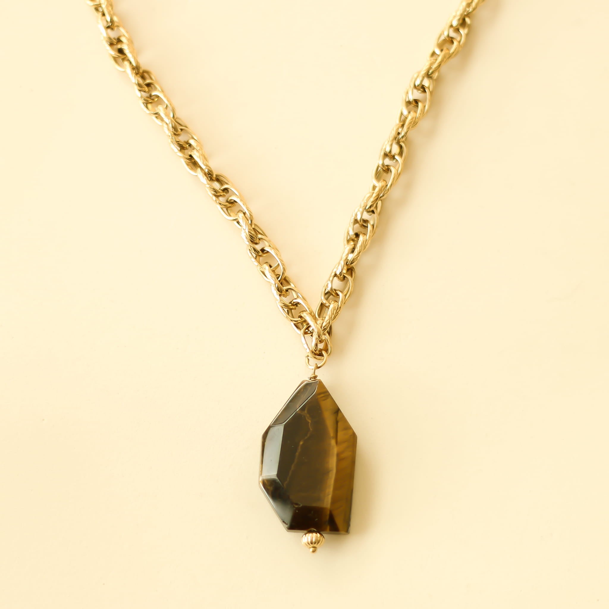 Collier Œil de tigre chaîne longue