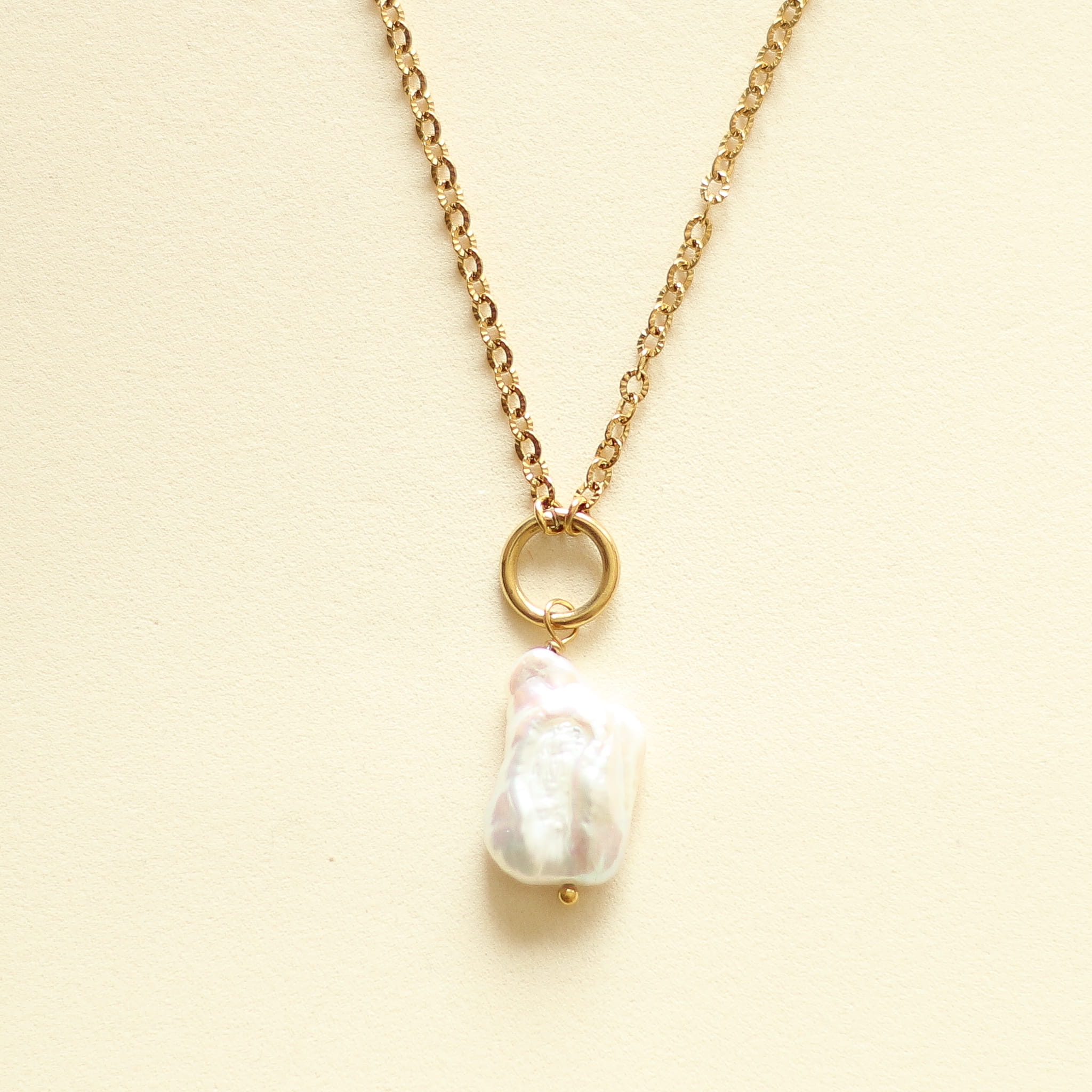 Collier Perle baroque anneau