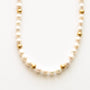 Collier en perle d'eau douce, hypoallergénique.