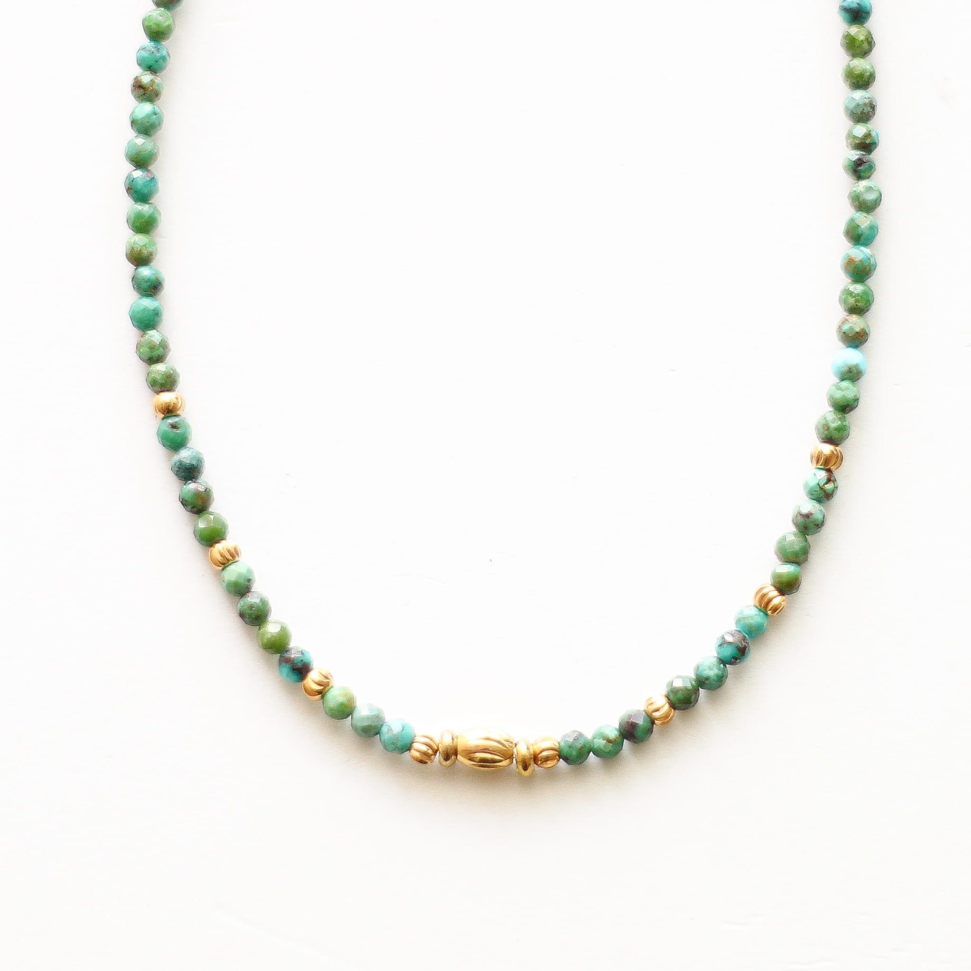 Collier en turquoise, hypoallergénique.