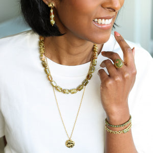 collier en perles d'Unakite, pierre fine naturelle tendance 