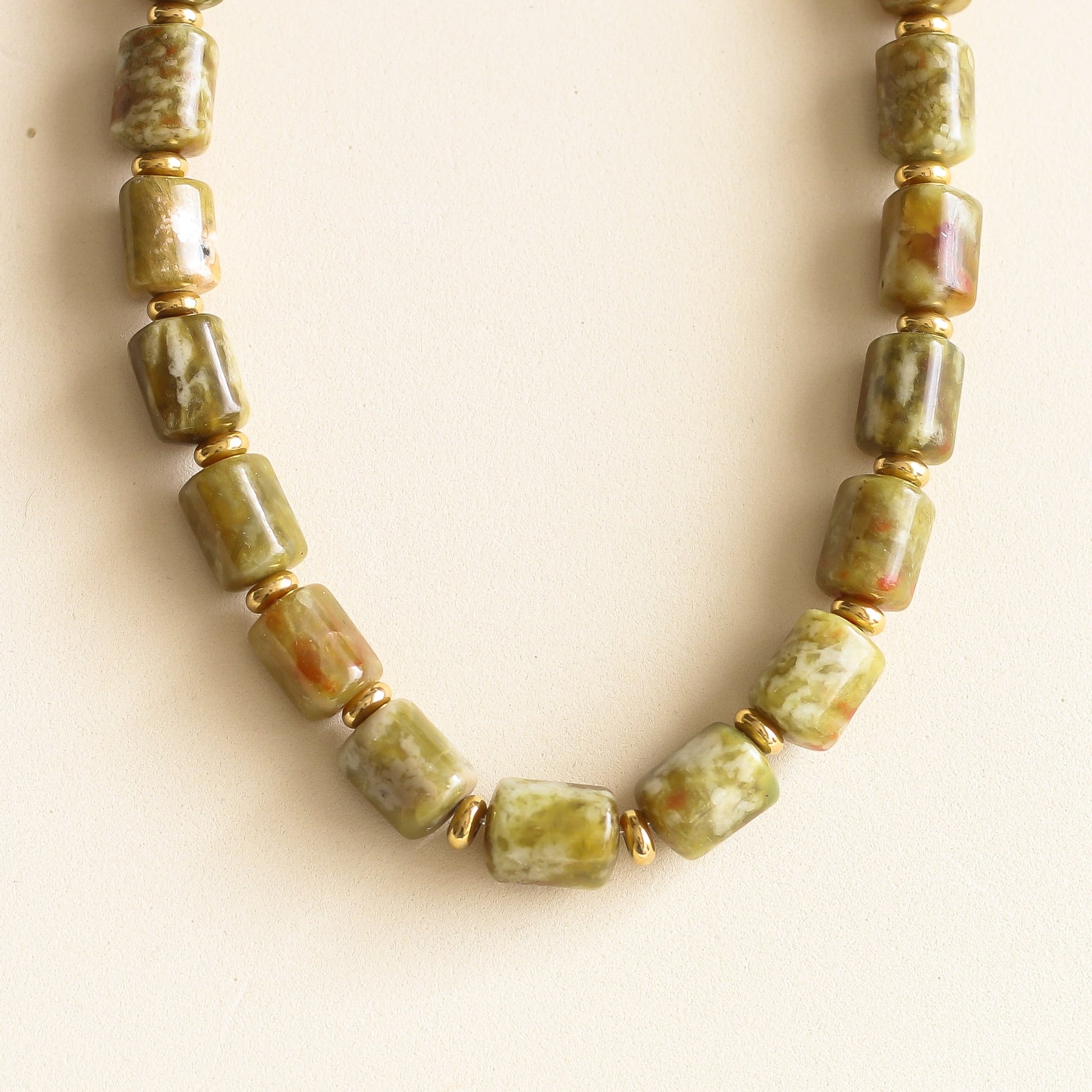 collier en édition limitée, pierres naturelles d'Unakite 