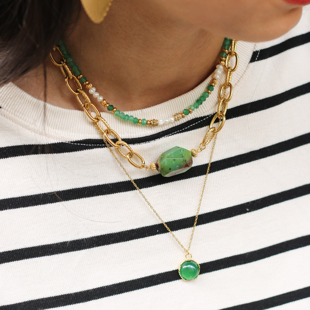 collier chaîne acier pierre verte