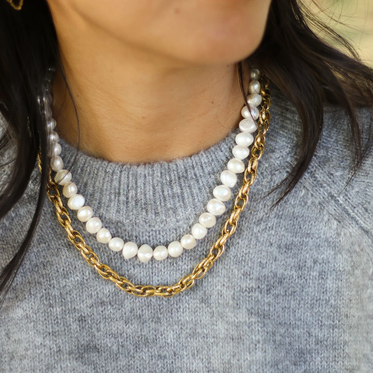 Collier chaîne dorée torsadée