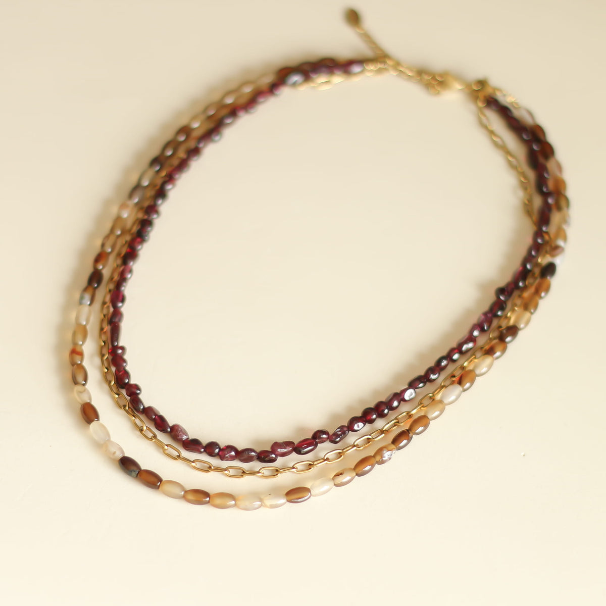 Collier Grenat Agate marron multi-rangs