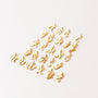 pendentif lettre manuscrite charms doré 