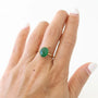 bague créateur agate verte plaqué or porté