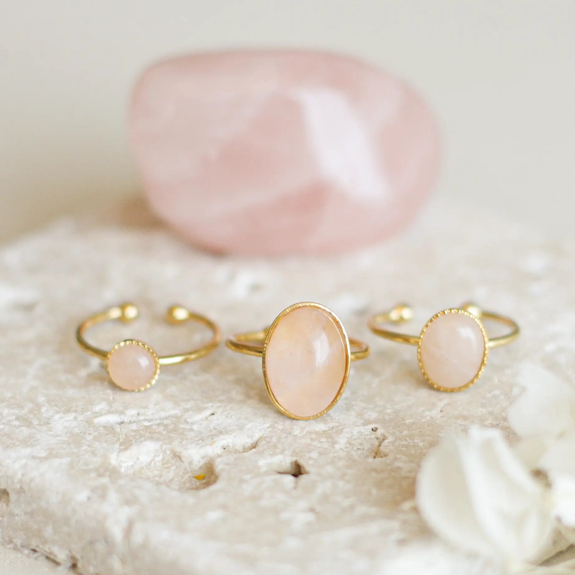 Bague créatrice Quartz Rose plaqué or ensemble