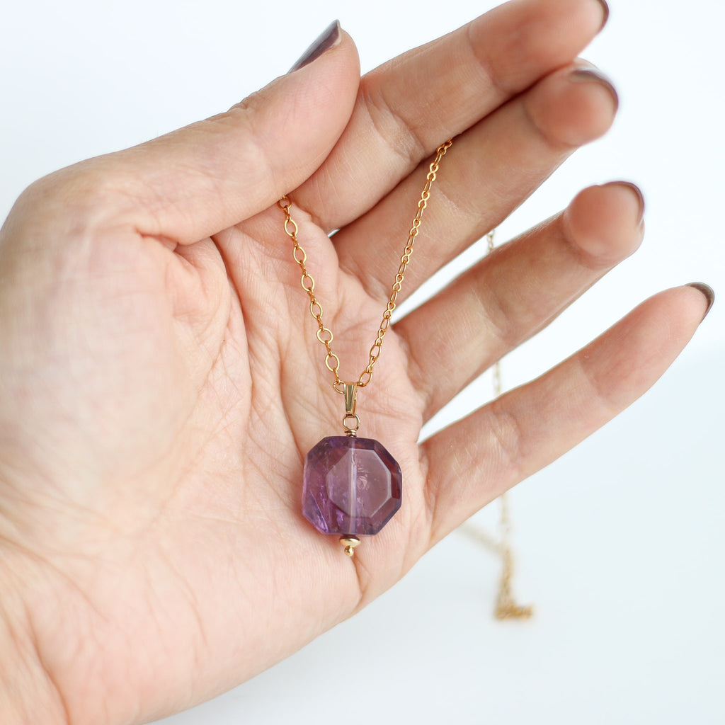 collier sérénité améthyste doré lithothérapie